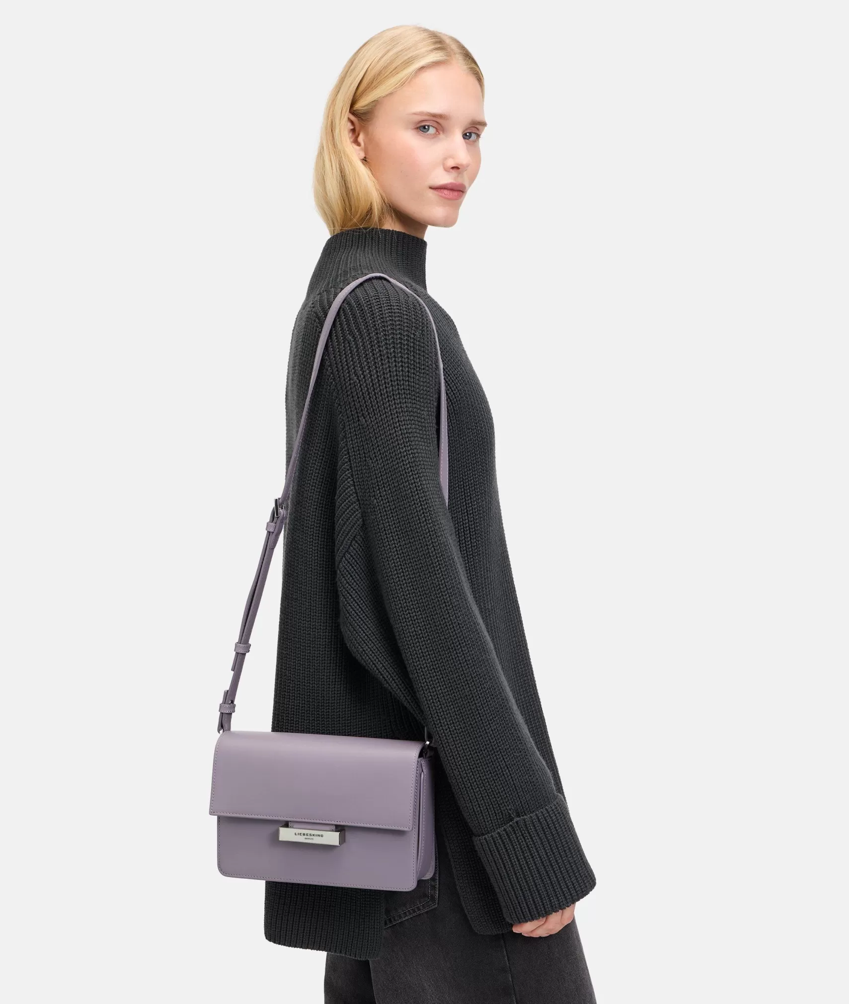 LIEBESKIND BERLIN Bestsellers | Leather Bags>Alex Crossbody M lavender