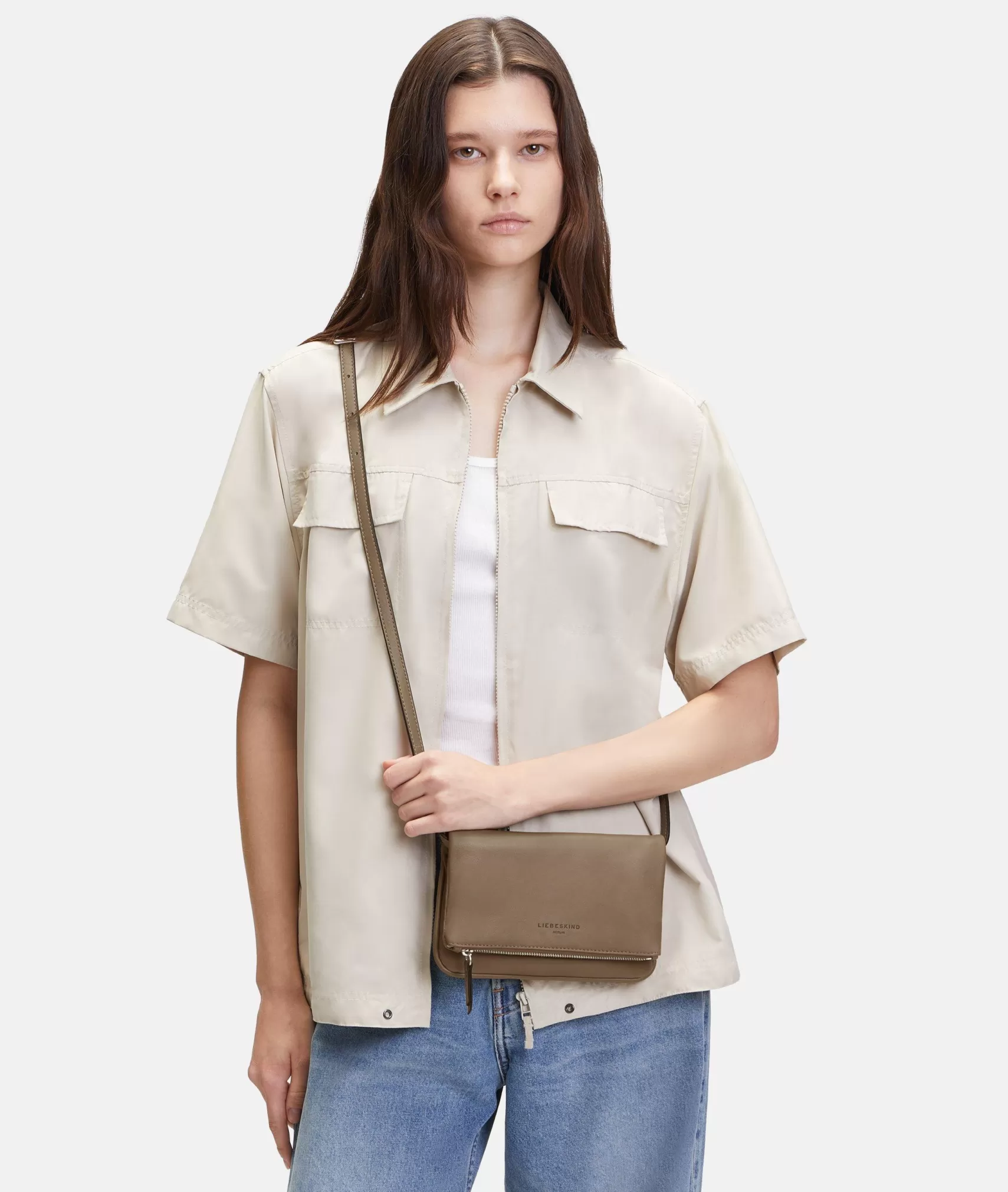 LIEBESKIND BERLIN Sling Bags>Aloe S sandstone