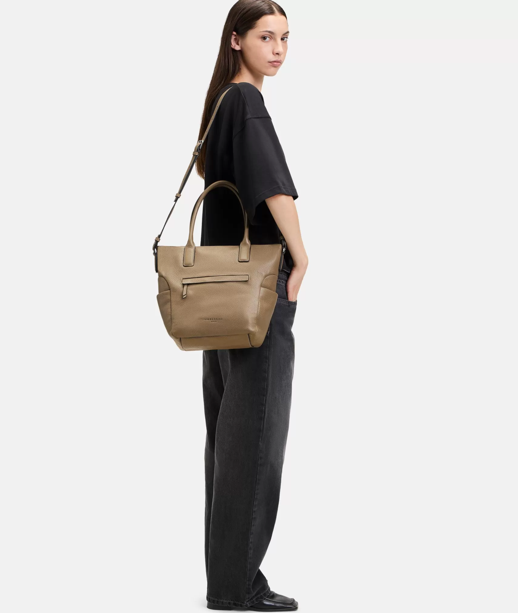 LIEBESKIND BERLIN Leather Bags | Shoulder Bags>Annie Satchel M sandstone