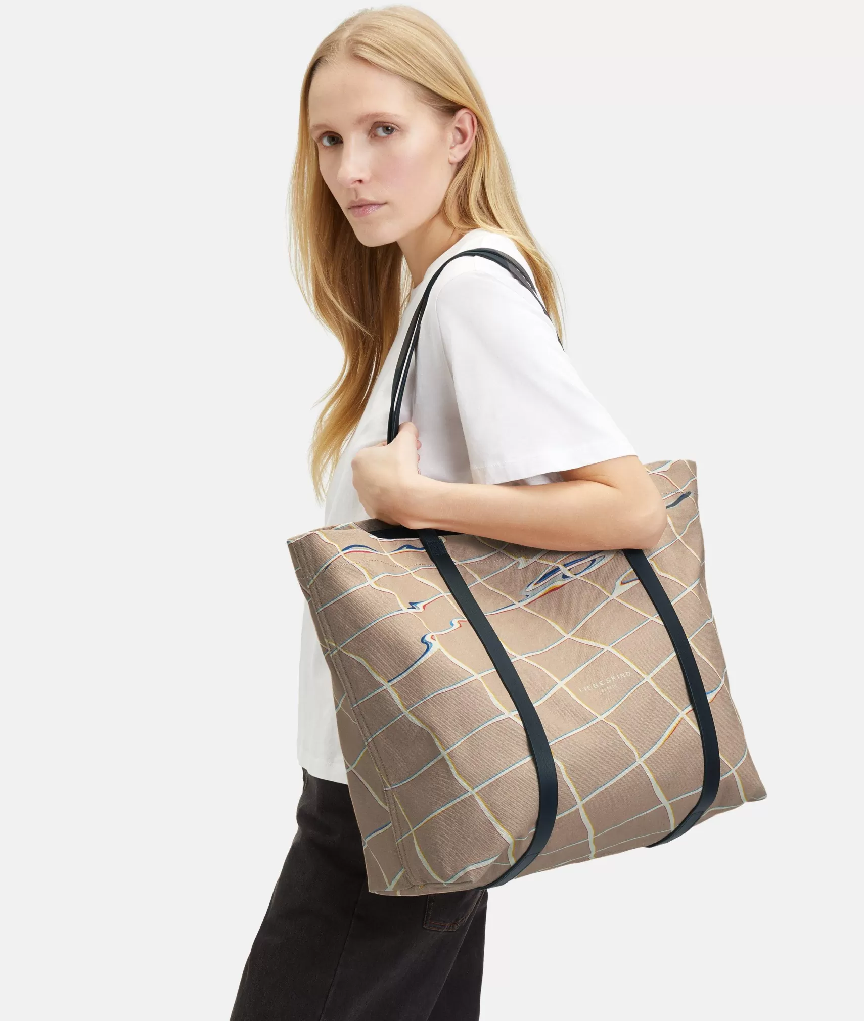 LIEBESKIND BERLIN Shopper>Aurora Shopper L sandstone