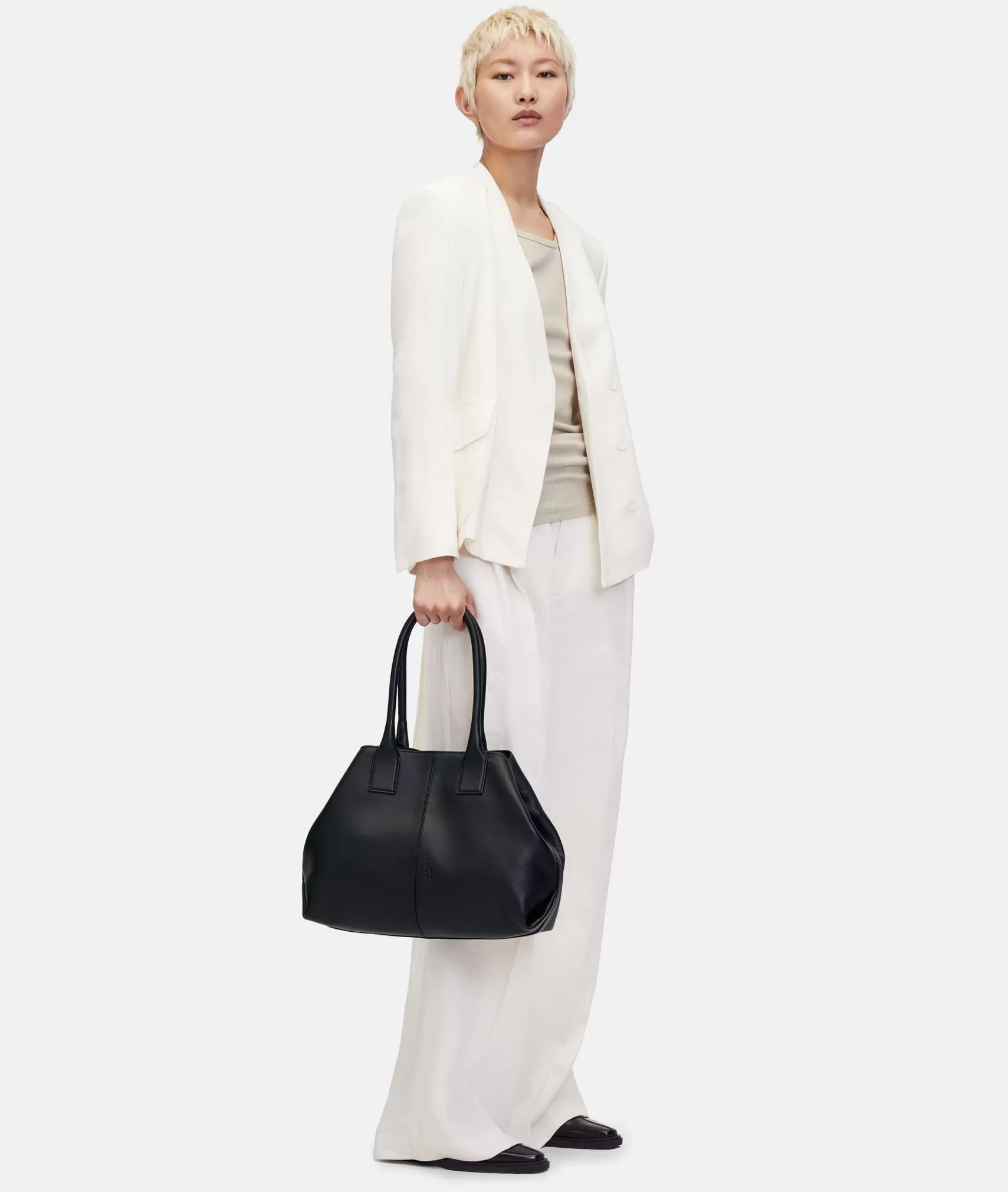 LIEBESKIND BERLIN Leather Bags | Shopper>Chelsea Shopper M black