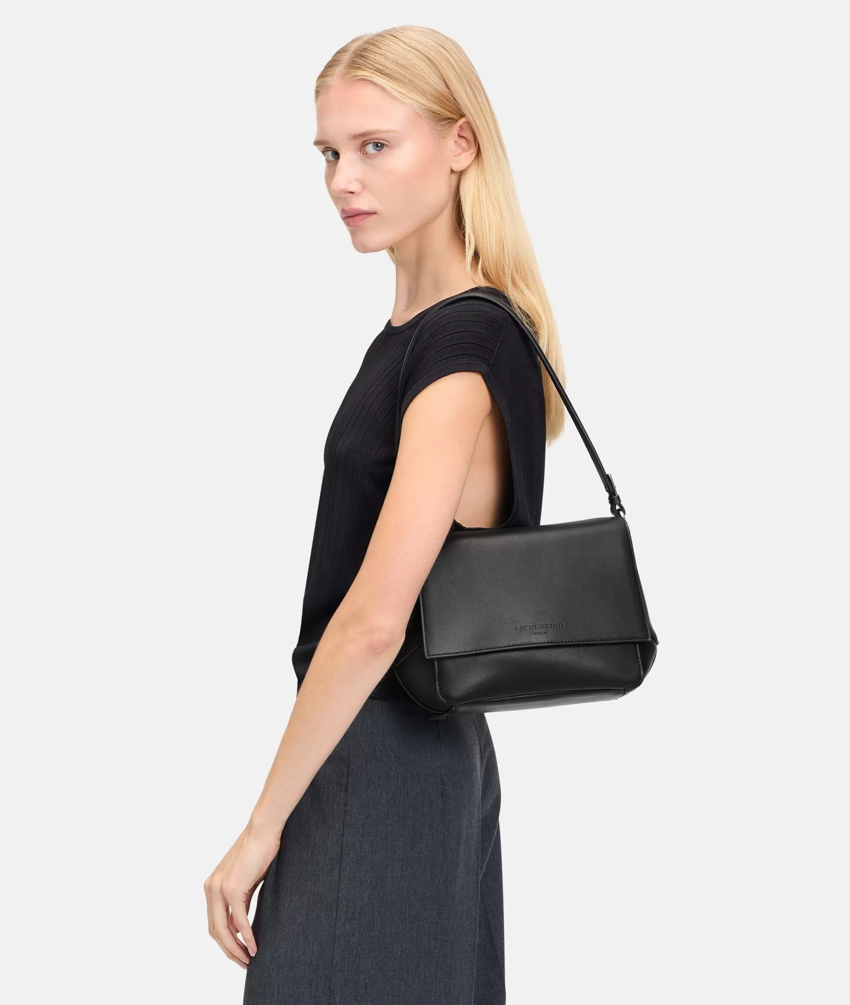 LIEBESKIND BERLIN Leather Bags | Sling Bags>Crossbody black