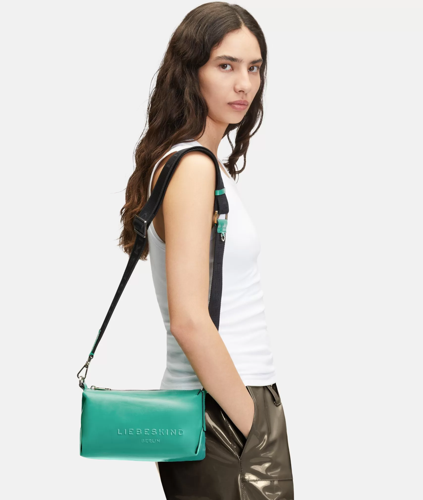 LIEBESKIND BERLIN Leather Bags | Sling Bags>Elvira Camera Bag S turquoise