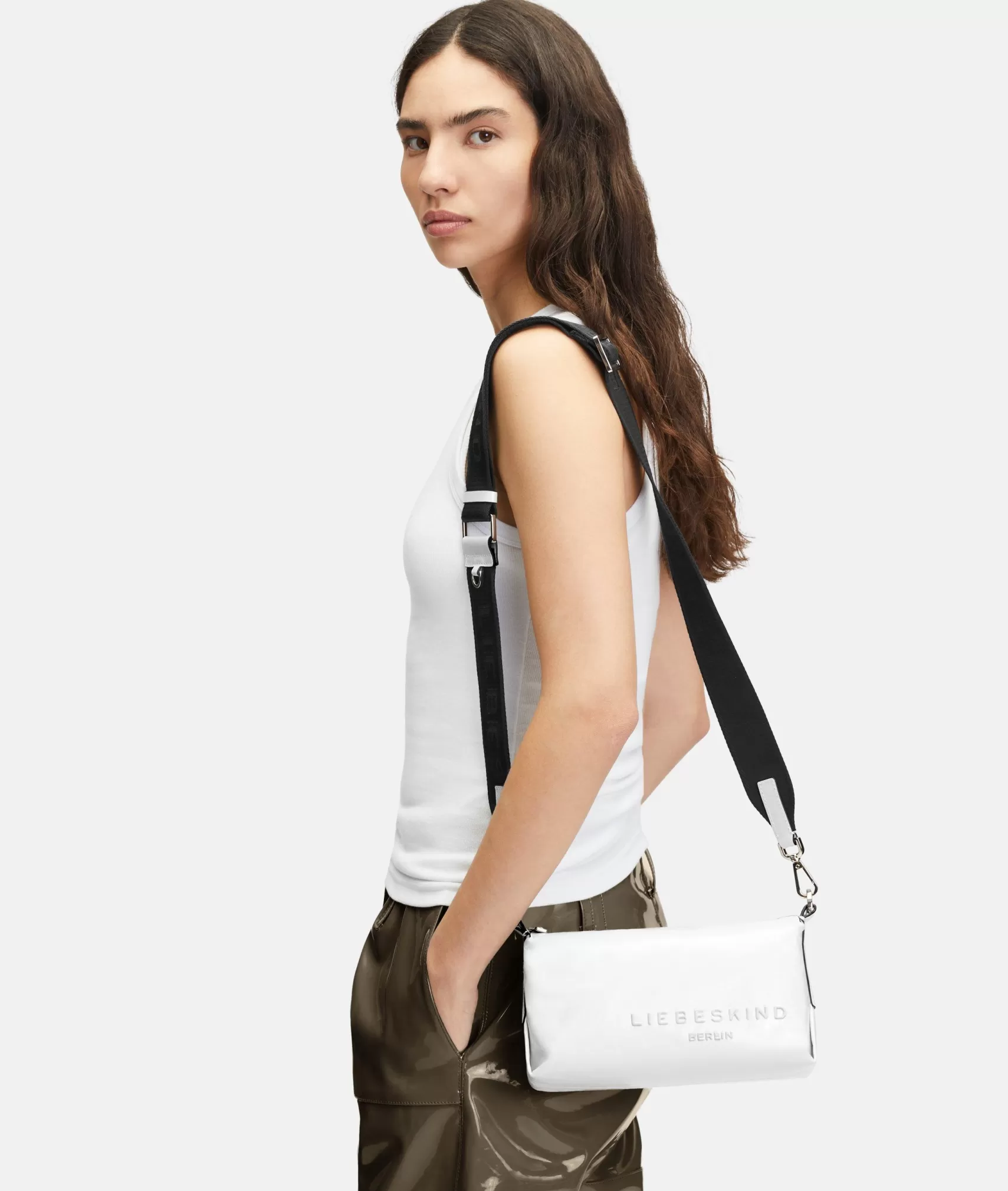 LIEBESKIND BERLIN Leather Bags | Sling Bags>Elvira Camera Bag S white