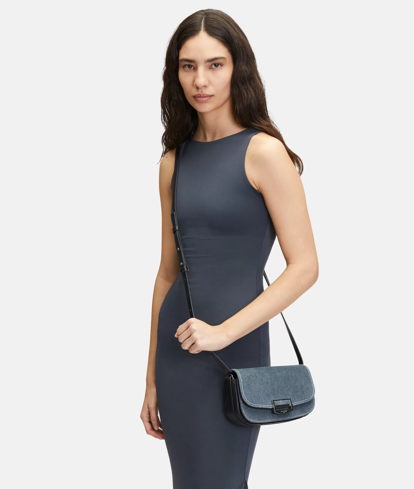 LIEBESKIND BERLIN Sling Bags>Ezra Crossbody S paleblue