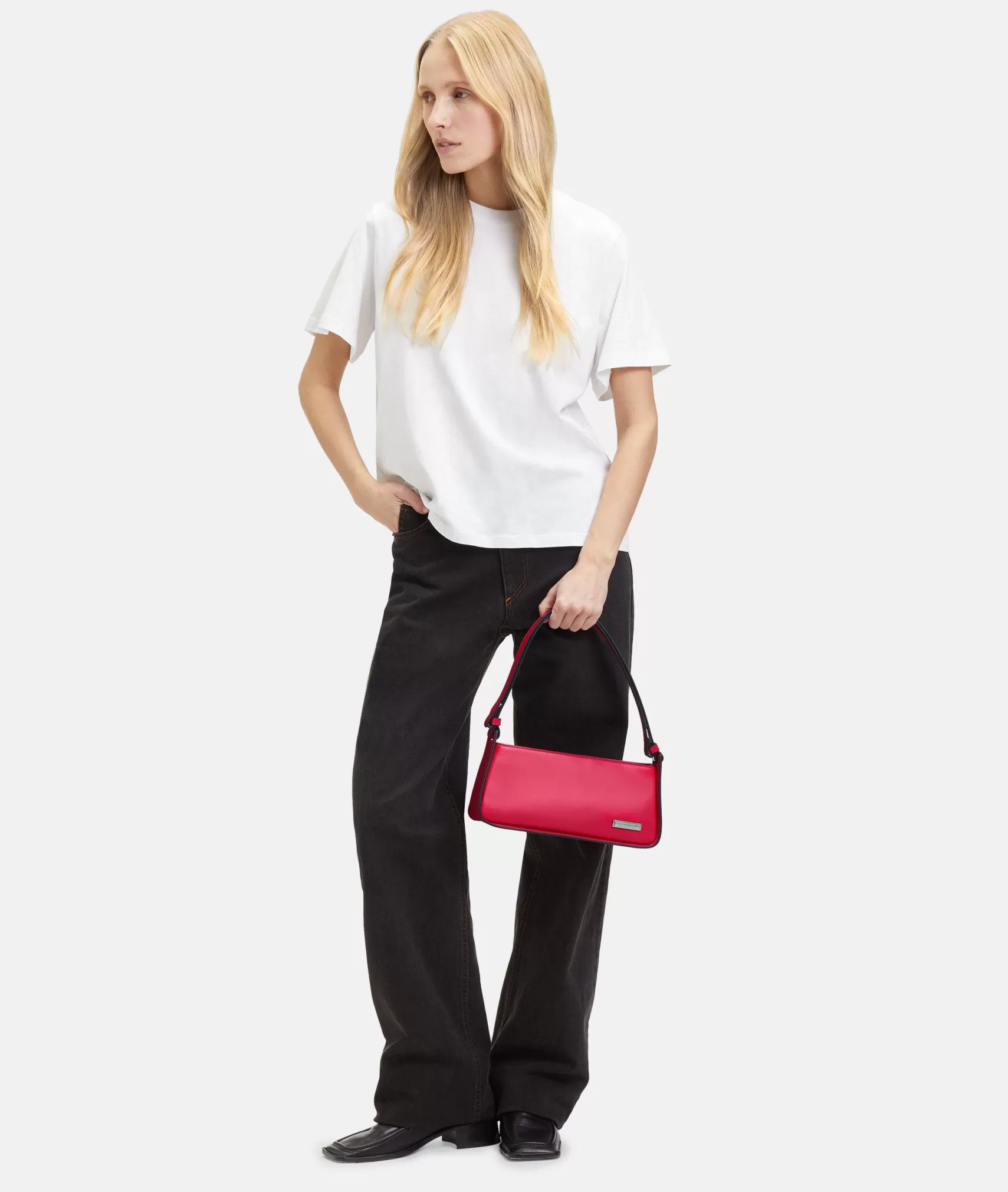 LIEBESKIND BERLIN Leather Bags | Shoulder Bags>Franzis Crossbody S raspberry