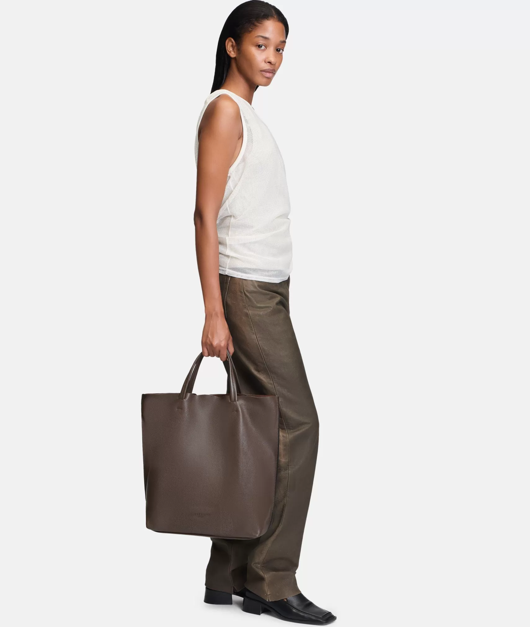 LIEBESKIND BERLIN Business Bags | Leather Bags>Hera Tote L cinnamon