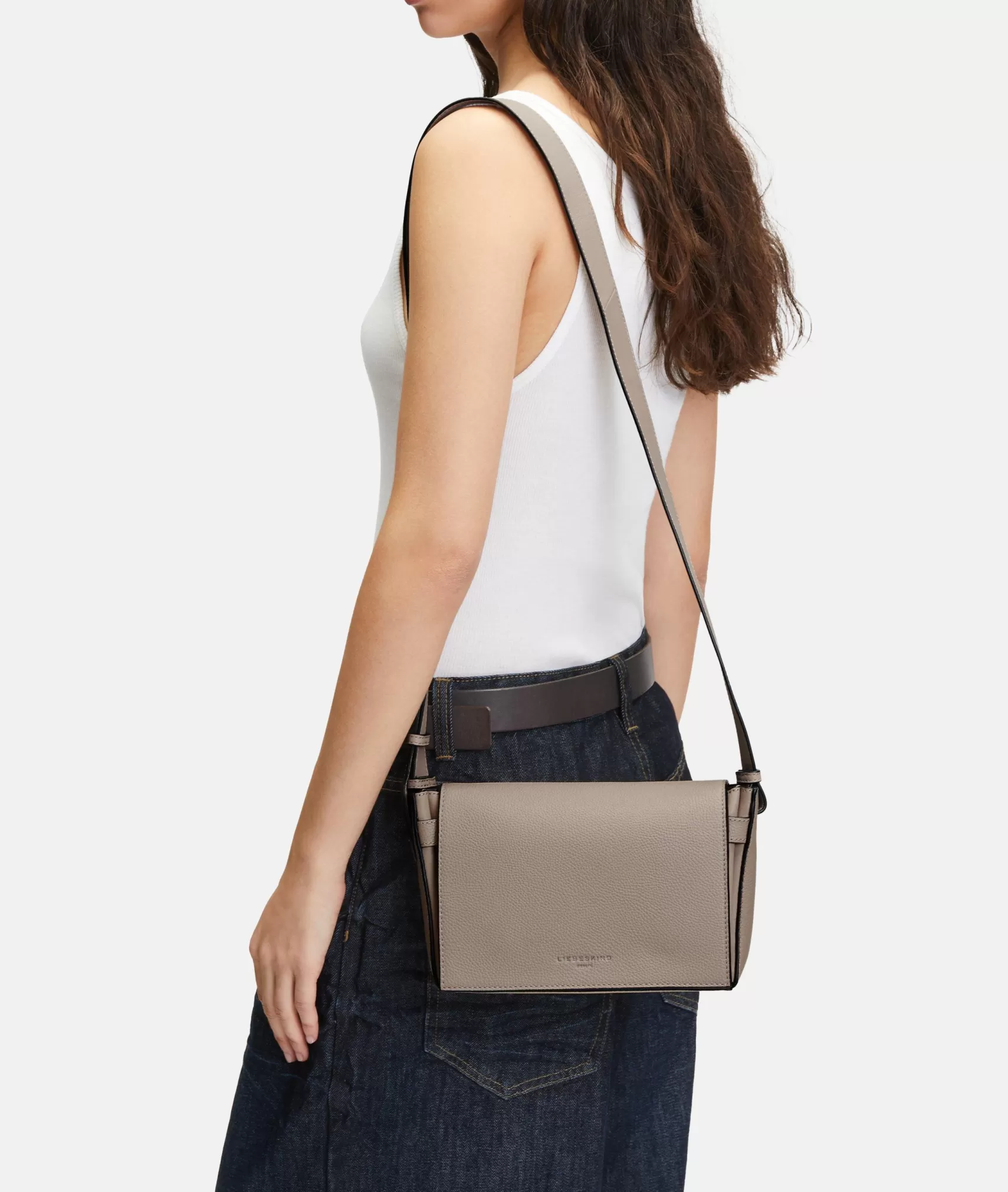 LIEBESKIND BERLIN Leather Bags | Sling Bags>Hilla Crossbody S beige