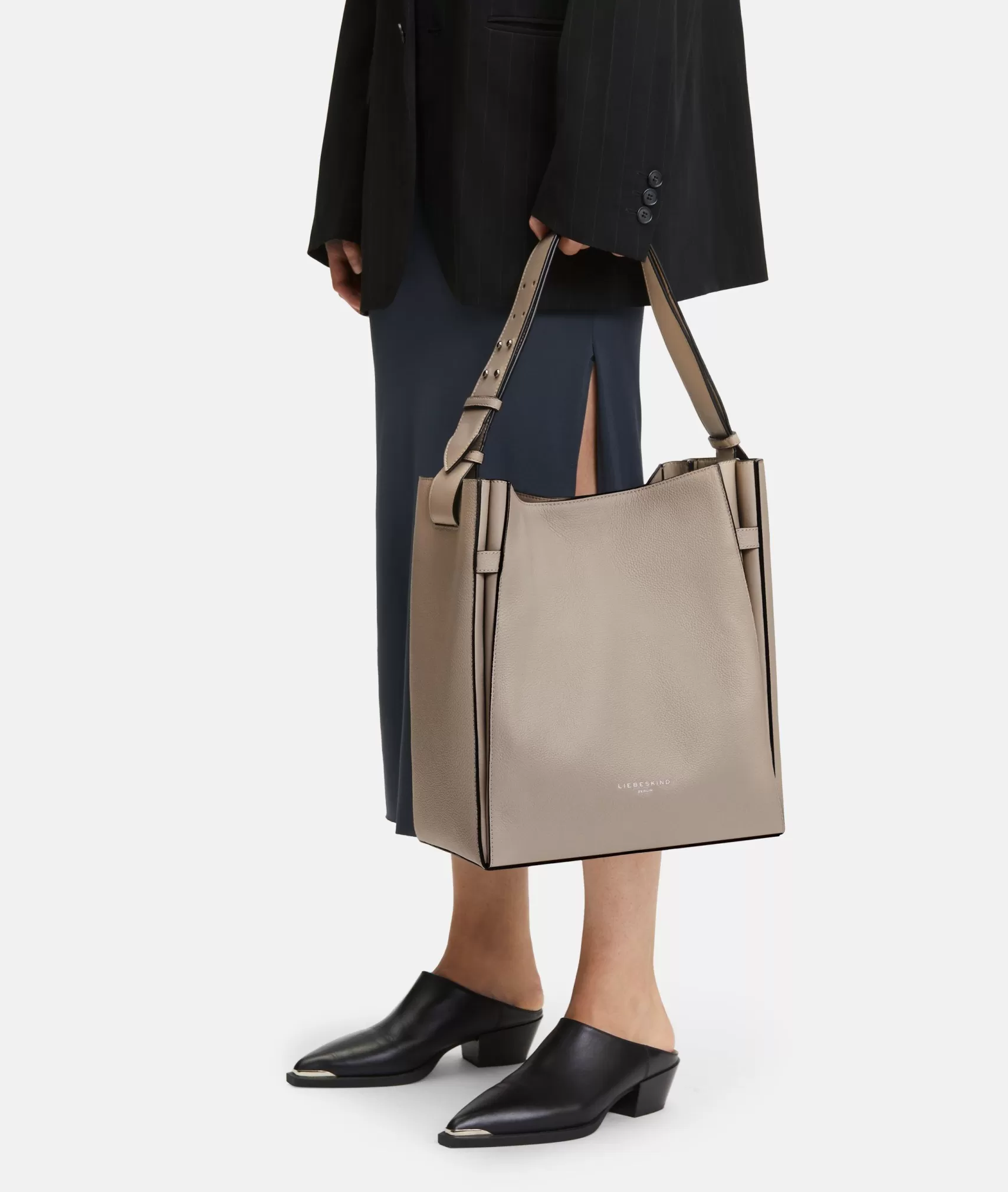 LIEBESKIND BERLIN Business Bags | Leather Bags>Hilla Hobo L beige