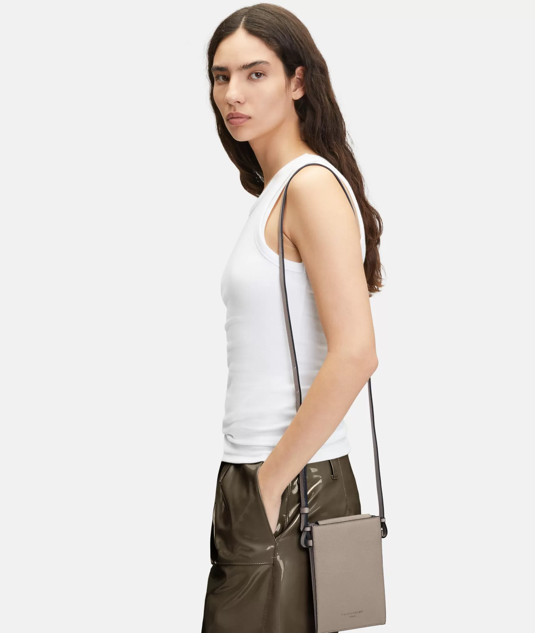 LIEBESKIND BERLIN Mobile Accessories>Hilla Mobile Pouch beige