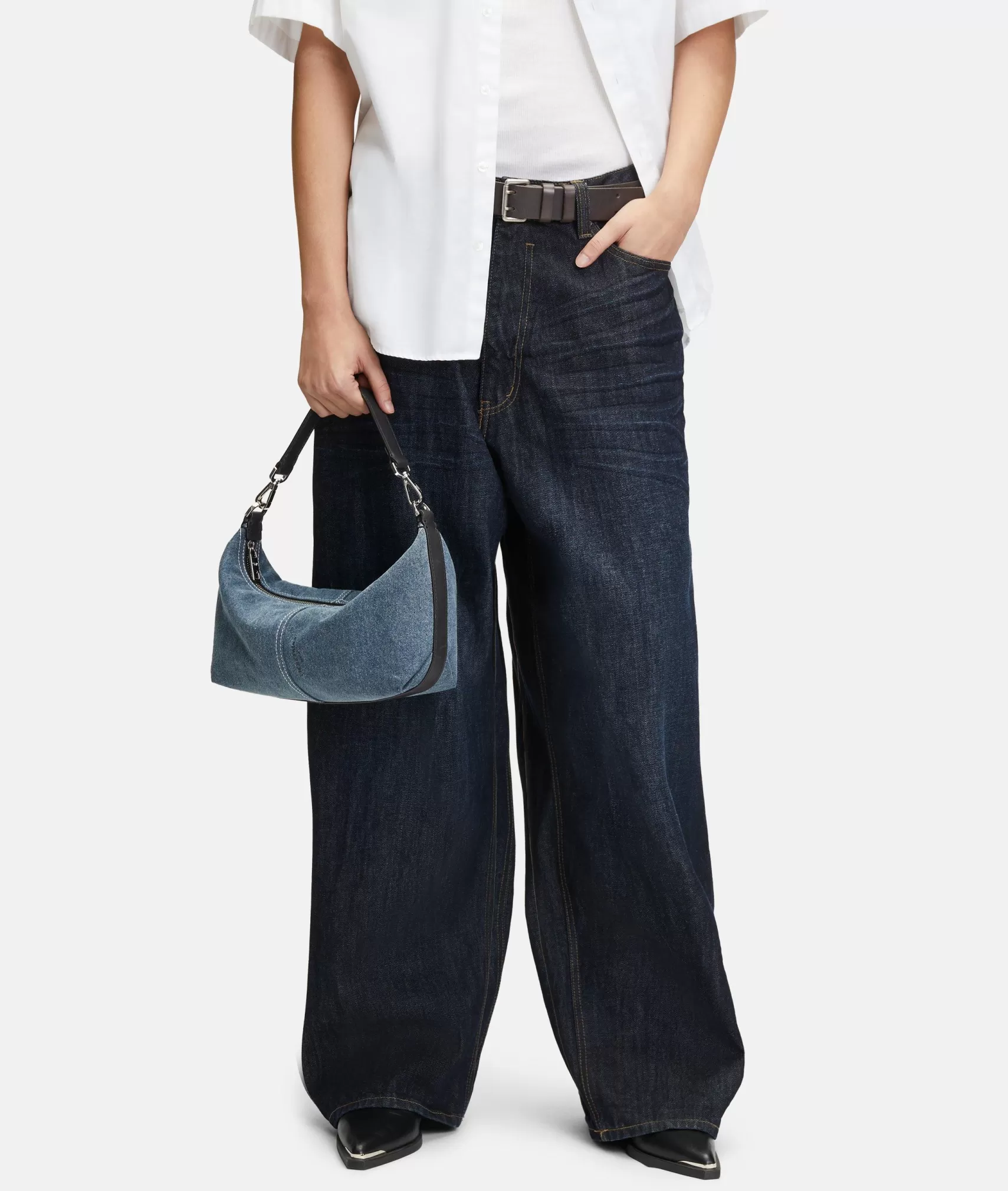 LIEBESKIND BERLIN Shoulder Bags>Hobo paleblue