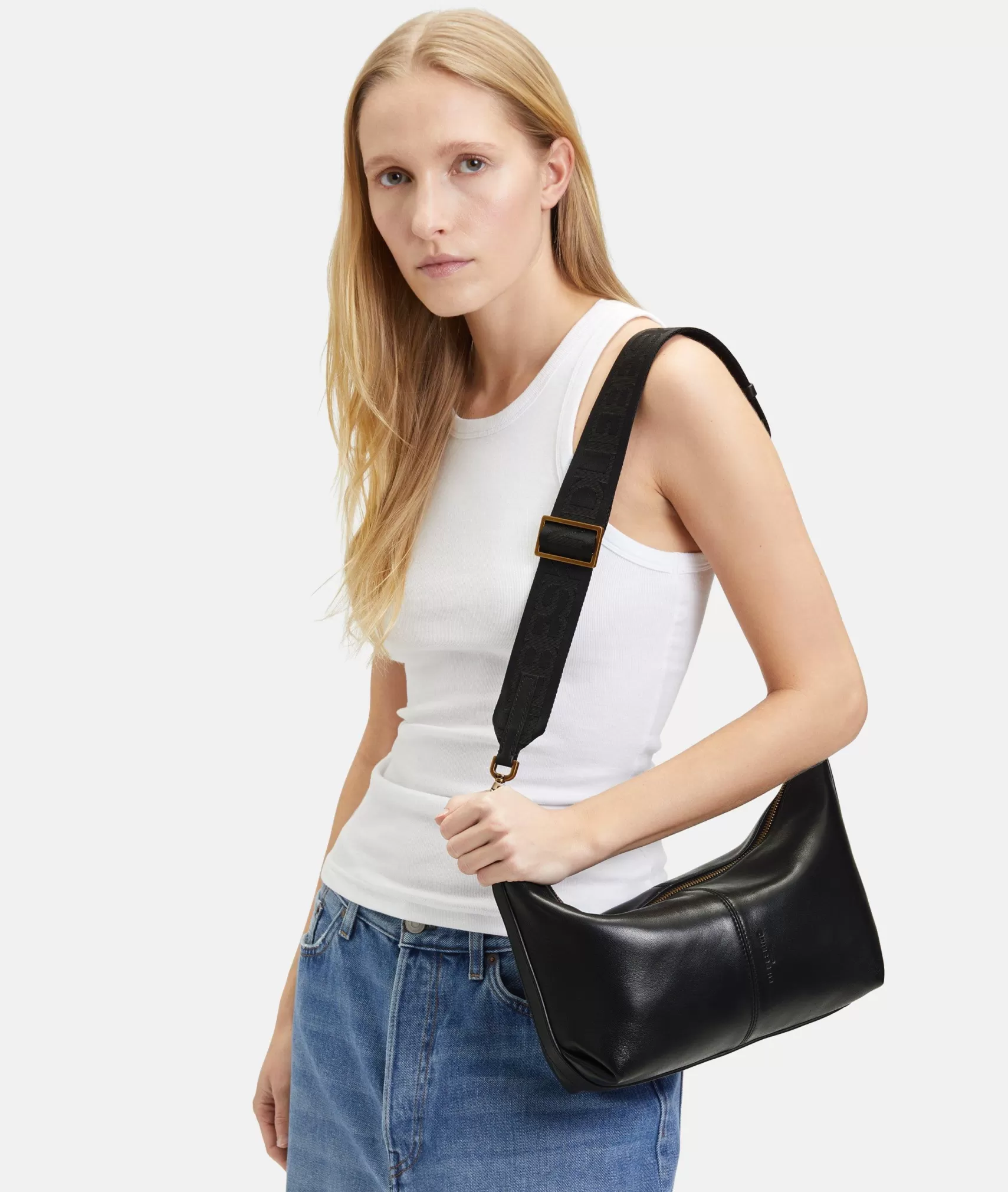 LIEBESKIND BERLIN Leather Bags | Sling Bags>Hobo black