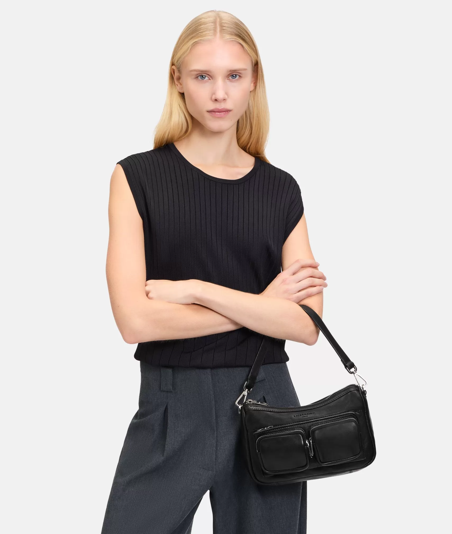 LIEBESKIND BERLIN Shoulder Bags>Hobo black