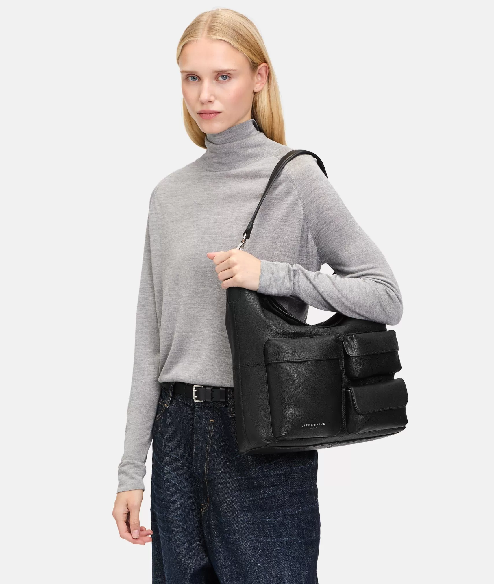 LIEBESKIND BERLIN Bestsellers | Leather Bags>Hobo M black