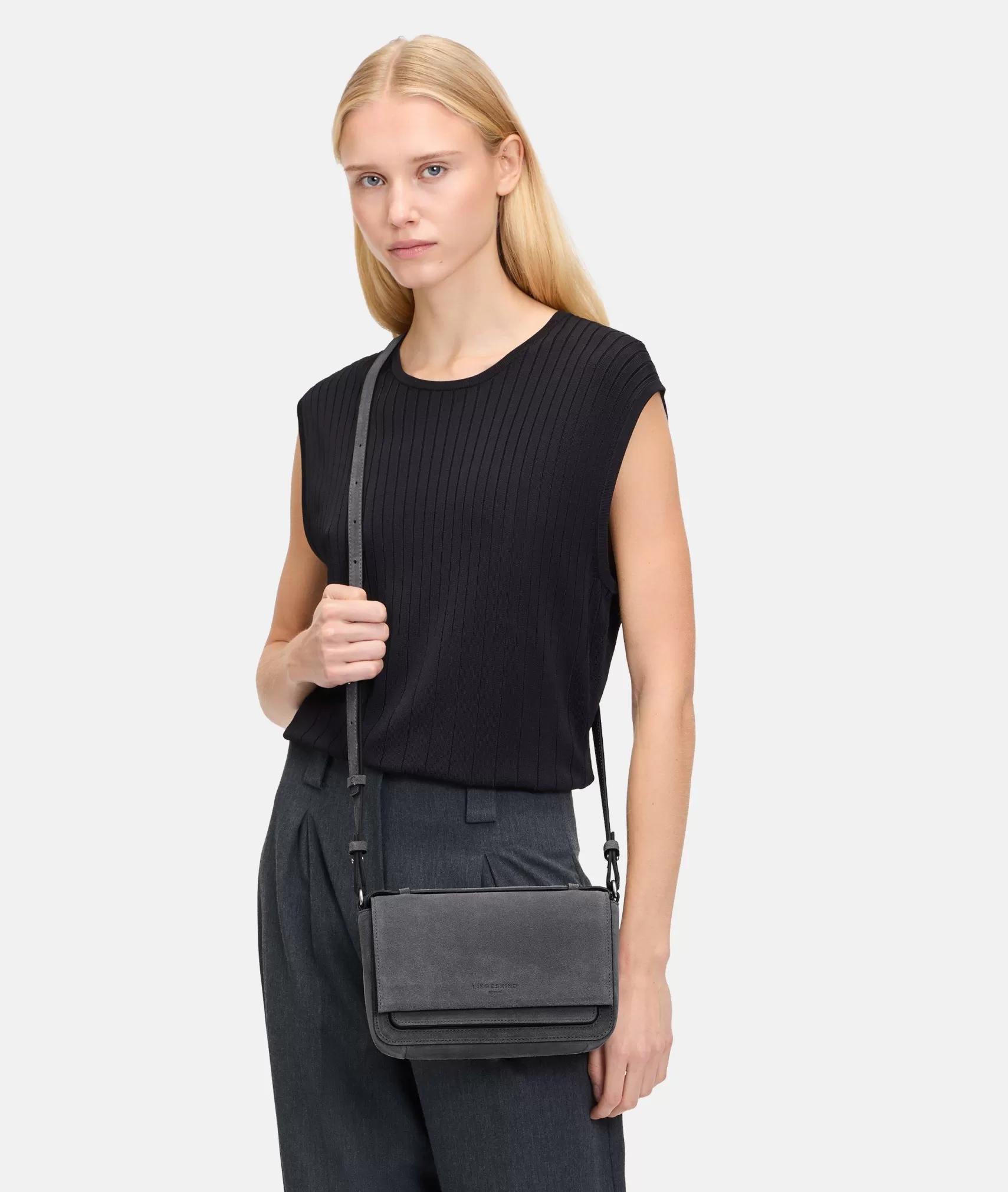 LIEBESKIND BERLIN Leather Bags | Sling Bags>Lea Crossbody S greymelange