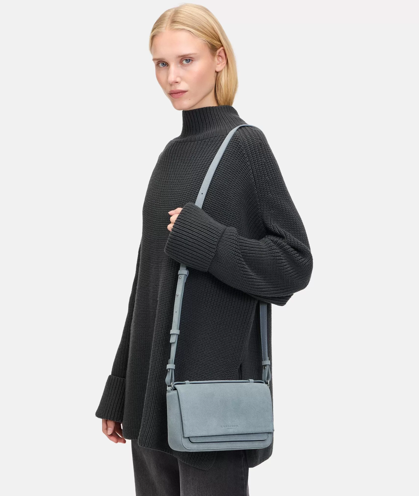 LIEBESKIND BERLIN Leather Bags | Sling Bags>Lea Crossbody S paleblue