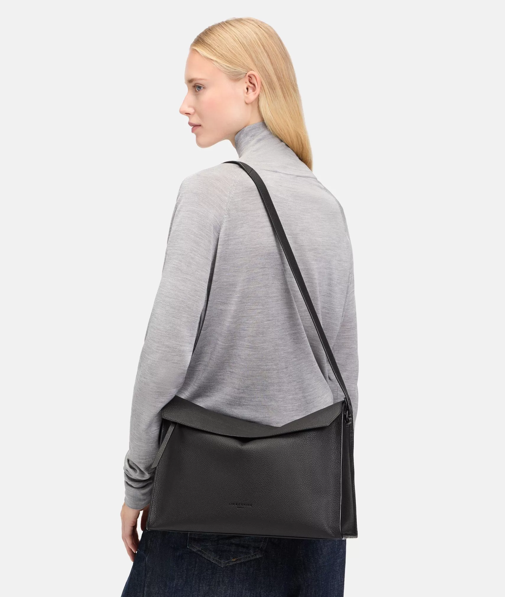 LIEBESKIND BERLIN Leather Bags | Sling Bags>Lora Crossbody M black