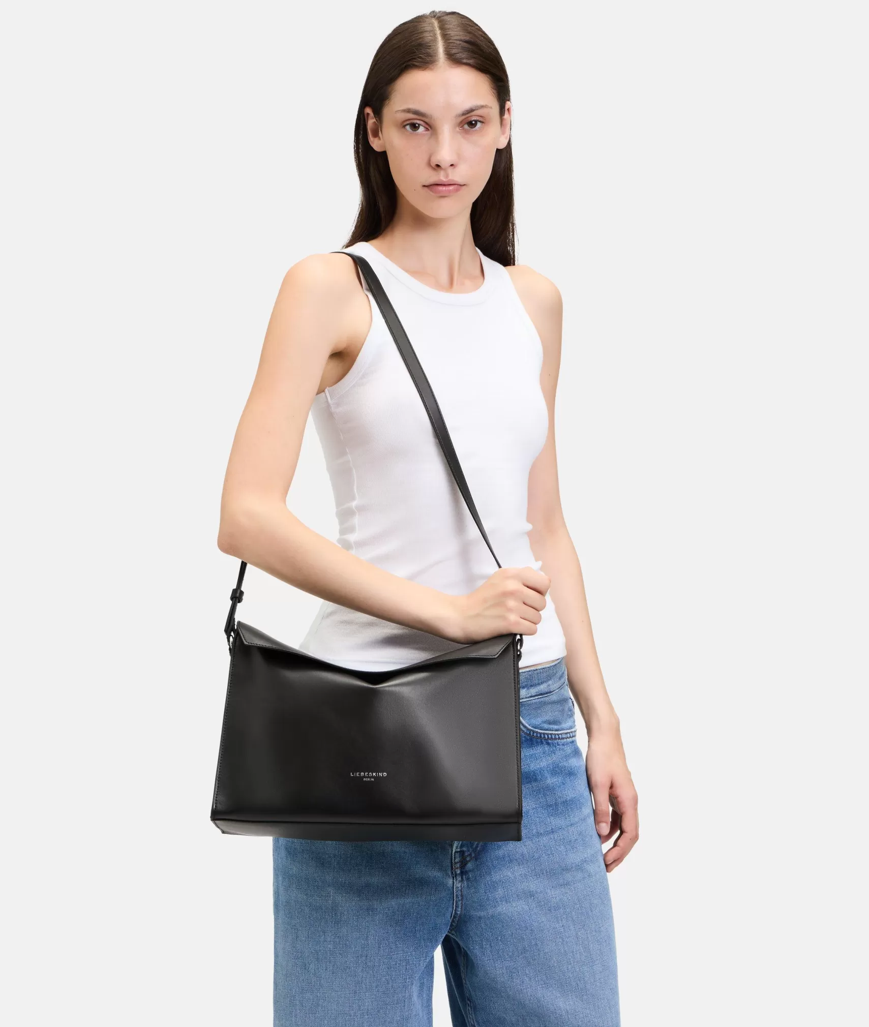 LIEBESKIND BERLIN Leather Bags | Sling Bags>Lora Crossbody M black