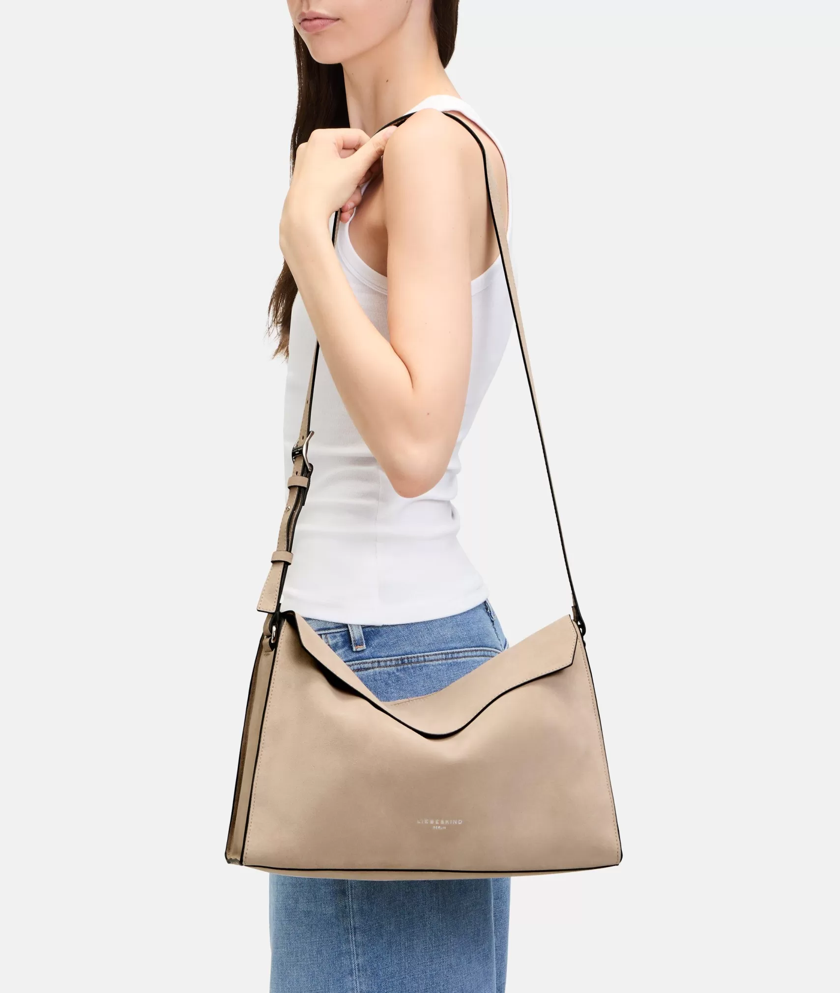 LIEBESKIND BERLIN Leather Bags | Sling Bags>Lora Crossbody M beige