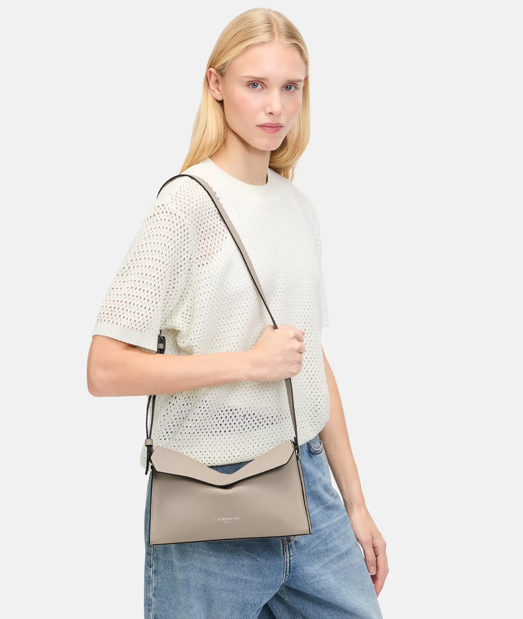 LIEBESKIND BERLIN Leather Bags | Sling Bags>Lora Crossbody S beige