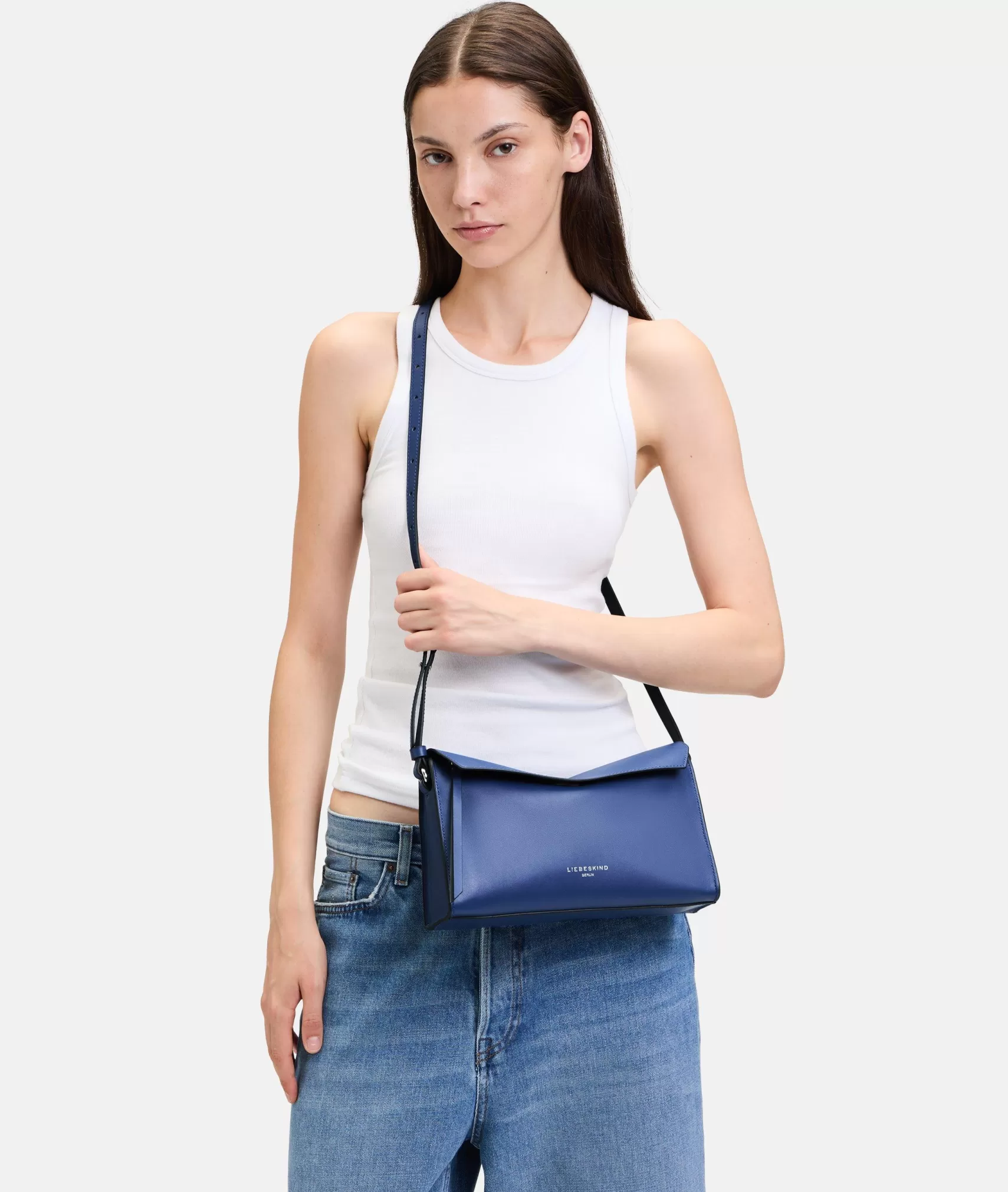 LIEBESKIND BERLIN Bestsellers | Leather Bags>Lora Crossbody S royalblue