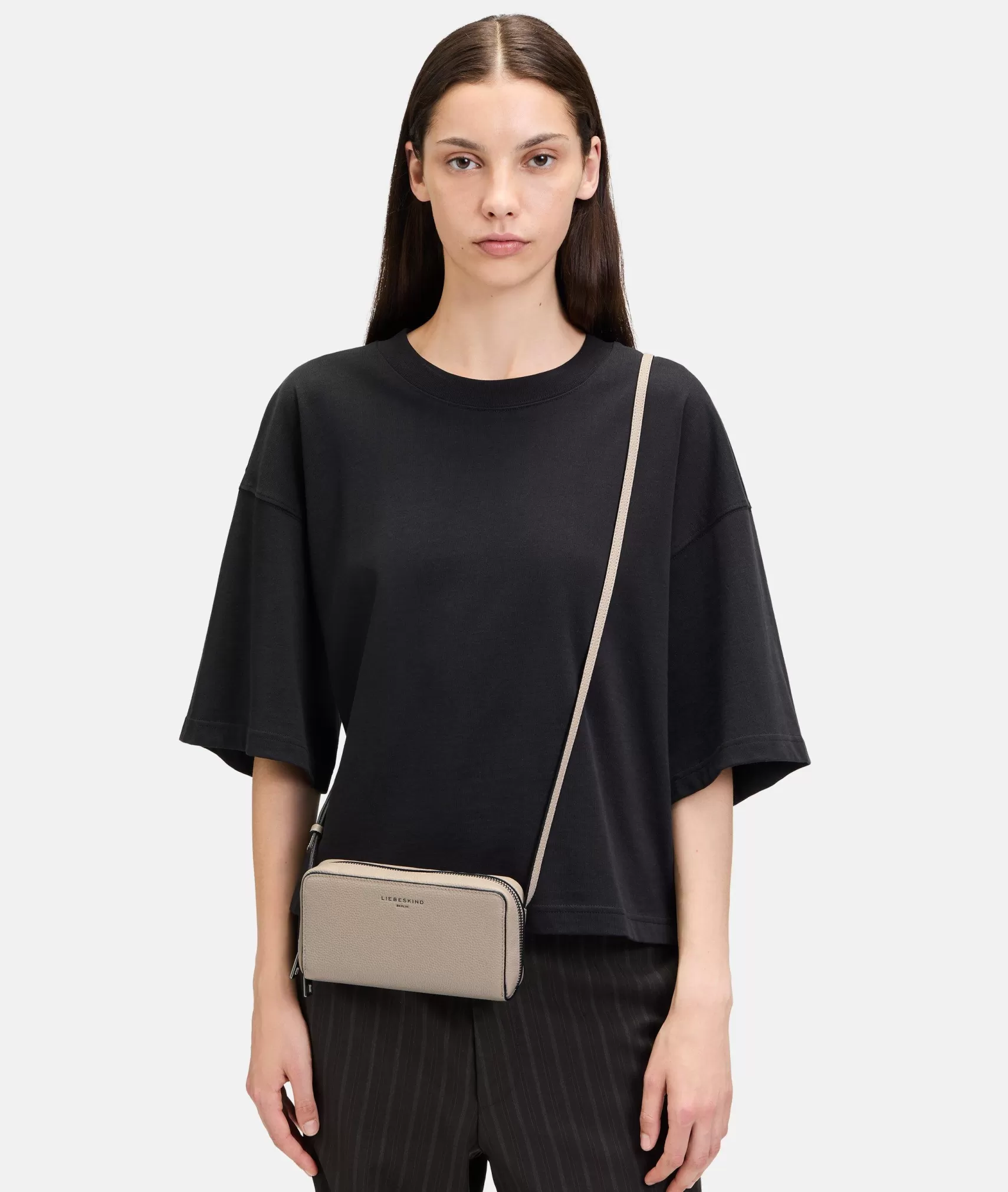 LIEBESKIND BERLIN Leather Bags | Sling Bags>Lou Crossbody XS beige