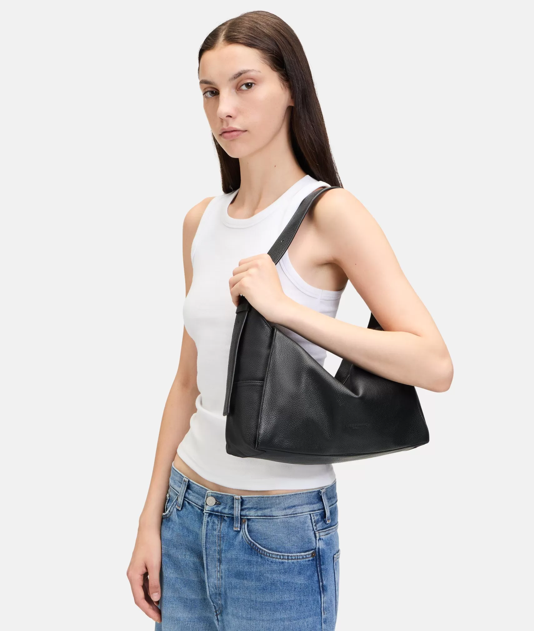 LIEBESKIND BERLIN Bestsellers | Leather Bags>Lou Hobo M black