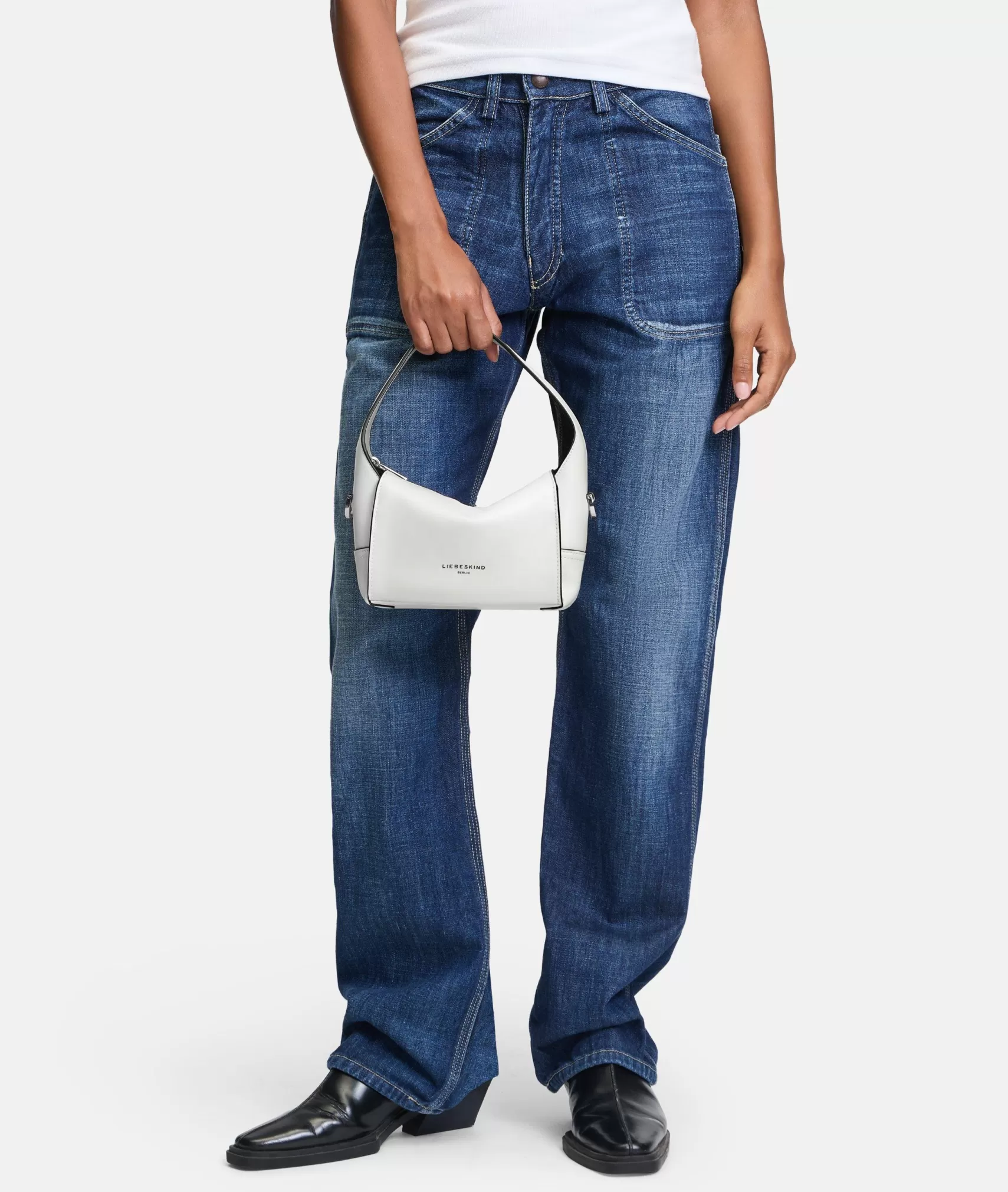 LIEBESKIND BERLIN Leather Bags | Shoulder Bags>Lou Hobo XS white