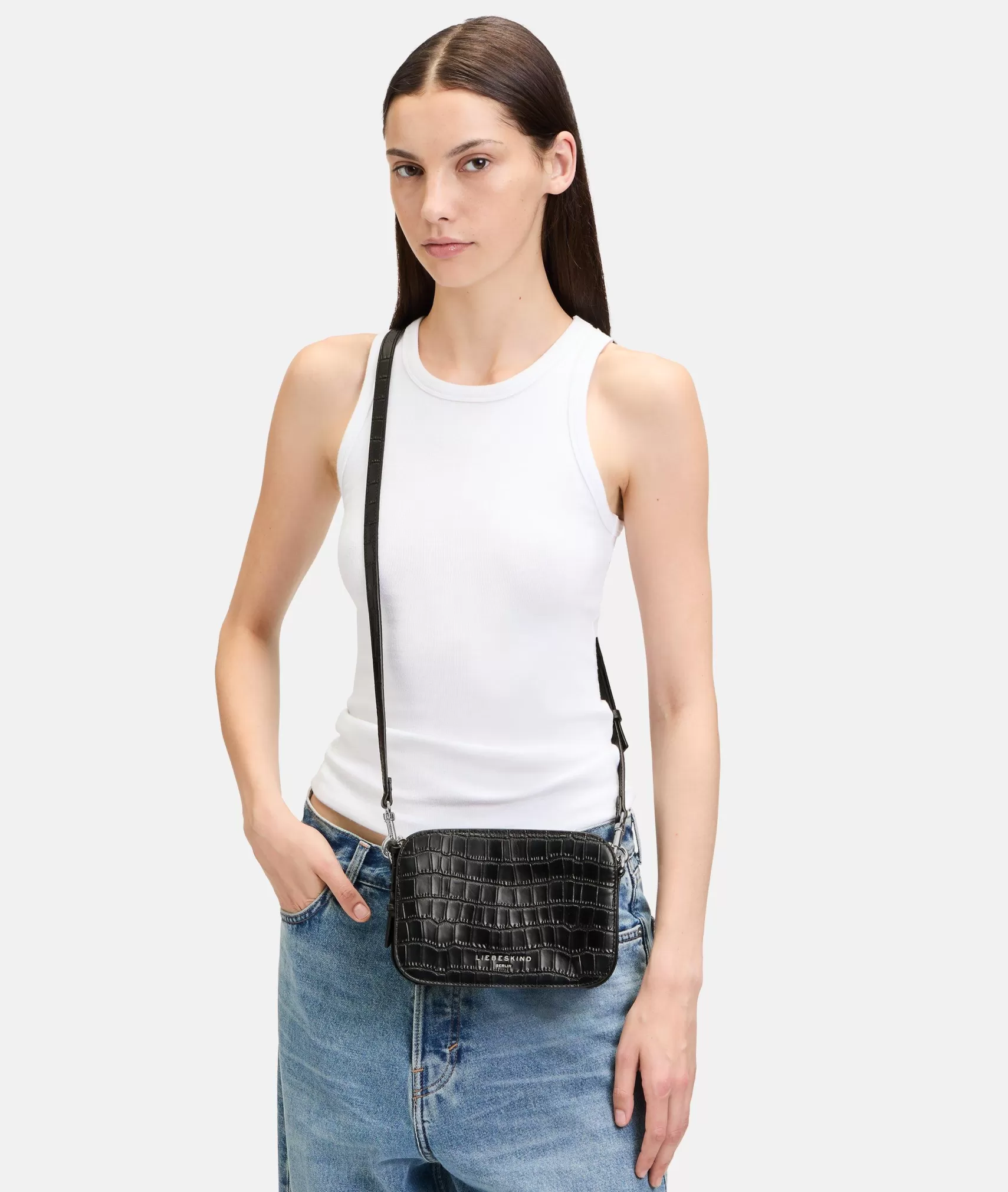 LIEBESKIND BERLIN Leather Bags | Sling Bags>Luka Crossbody black