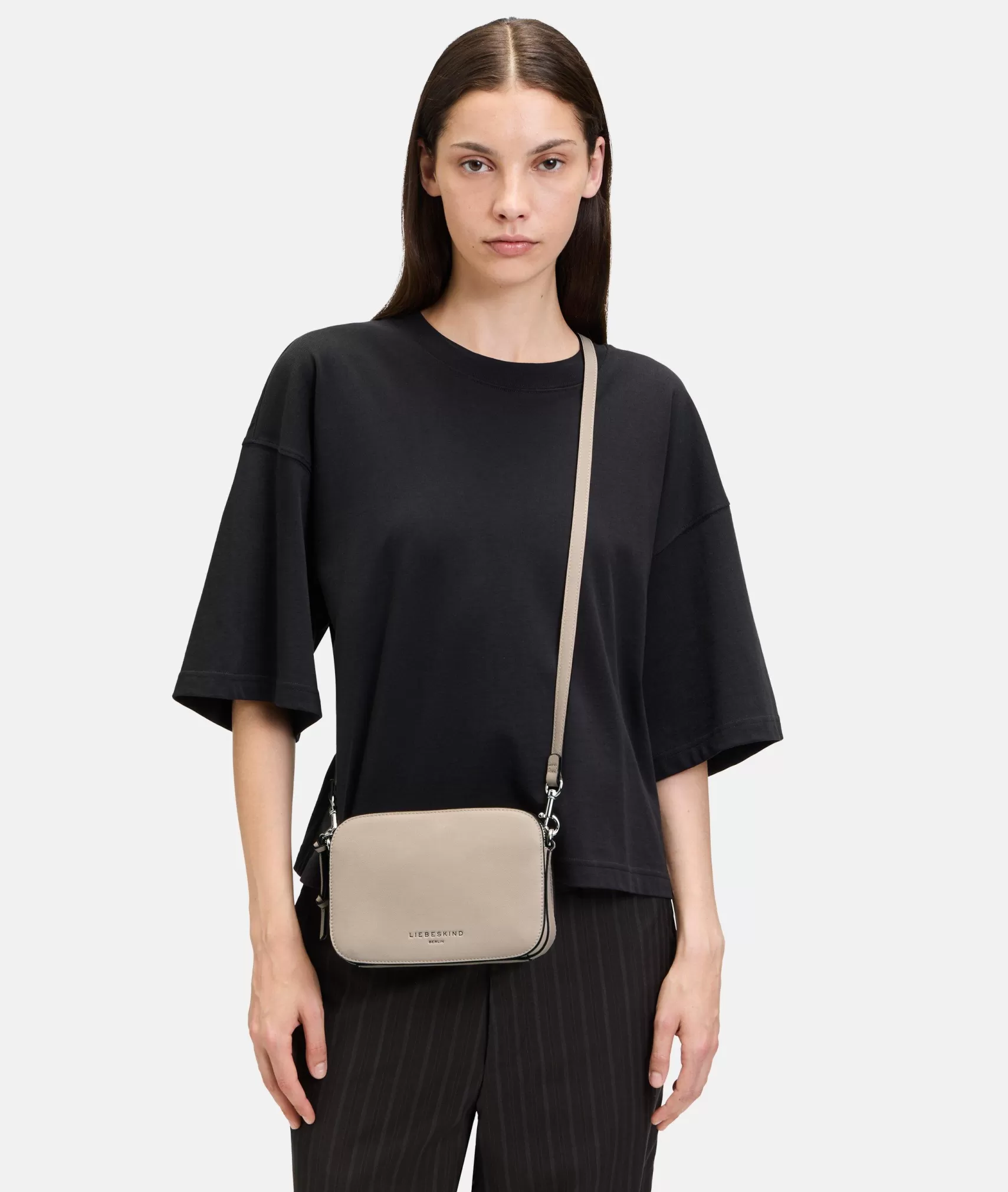 LIEBESKIND BERLIN Leather Bags | Sling Bags>Luka Crossbody beige